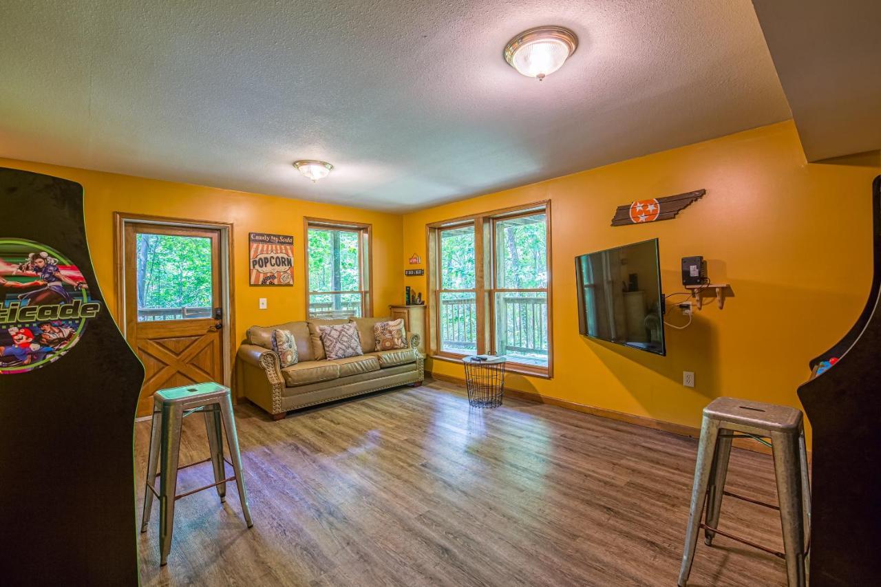 North Ridge Place Brand New Log Cabin With Hot Tub Great Location Sevierville Exterior photo