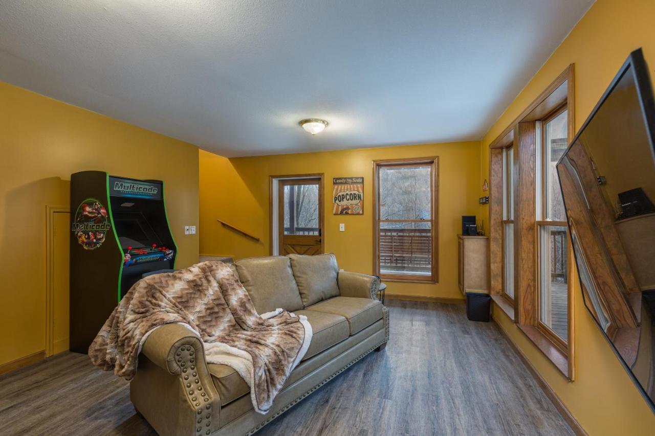 North Ridge Place Brand New Log Cabin With Hot Tub Great Location Sevierville Exterior photo